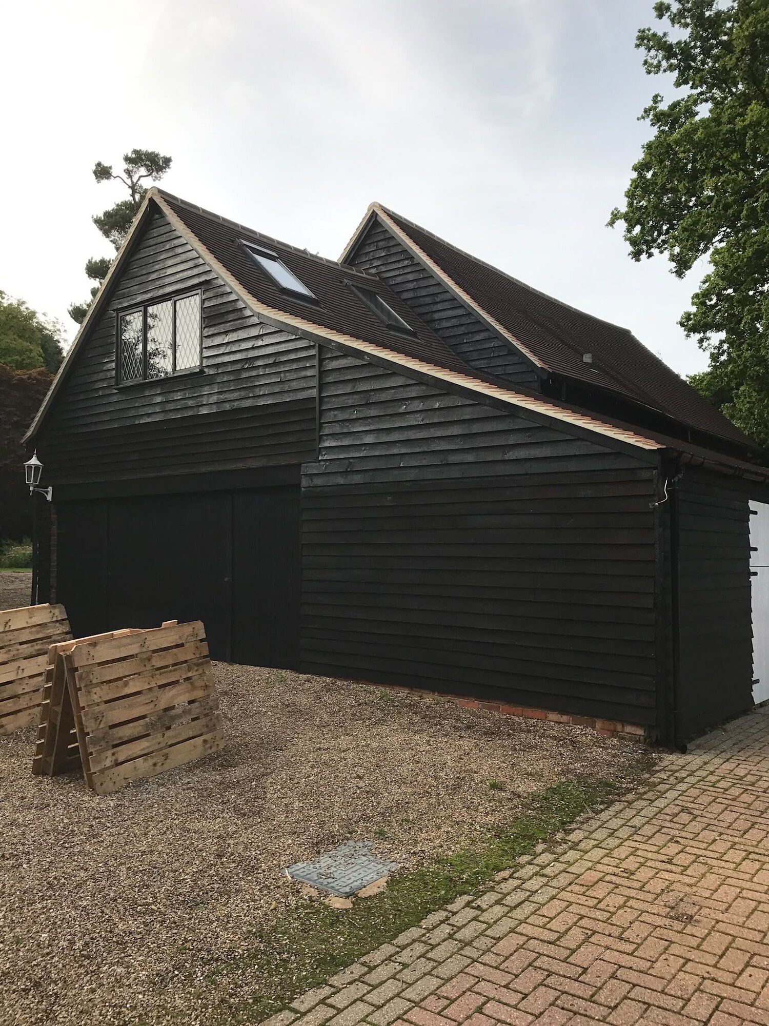 Barn with first-floor studio